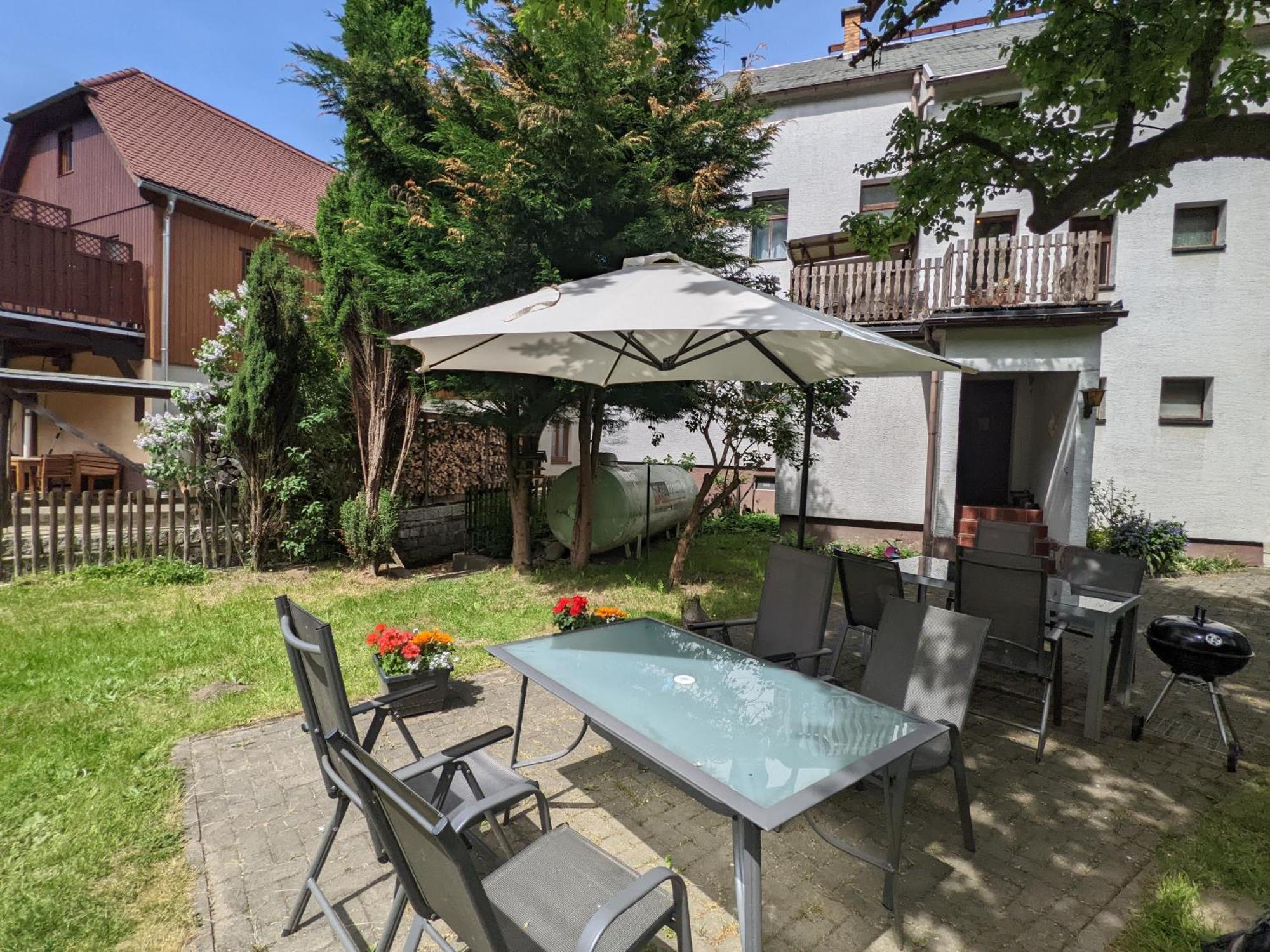 H1 - Urlaubsmagie - Pool & Terrasse Zum Entspannen Sebnitz Exteriér fotografie