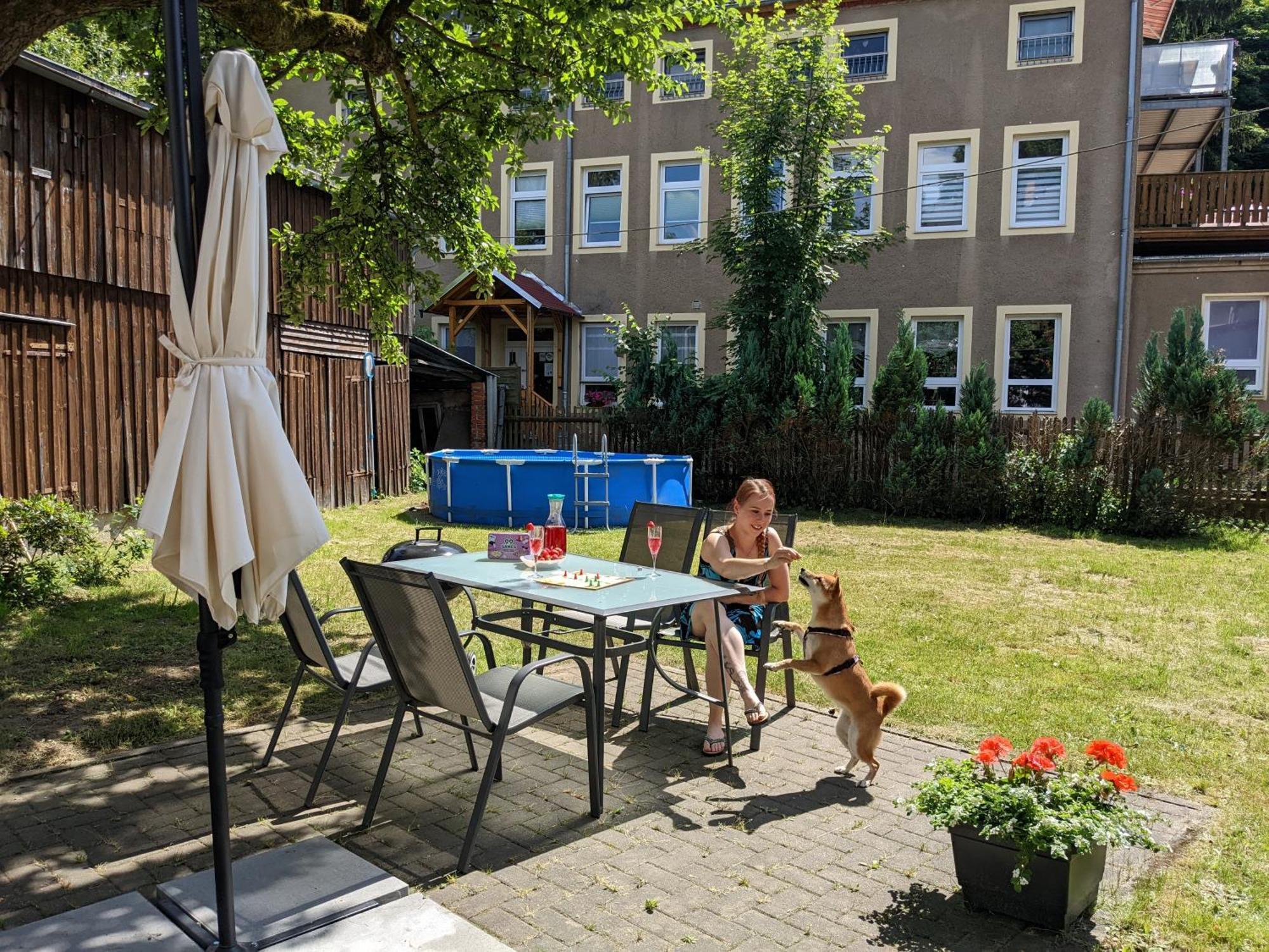 H1 - Urlaubsmagie - Pool & Terrasse Zum Entspannen Sebnitz Exteriér fotografie