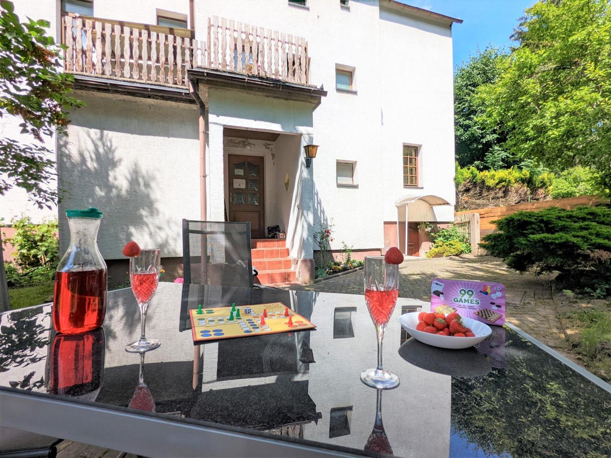 H1 - Urlaubsmagie - Pool & Terrasse Zum Entspannen Sebnitz Exteriér fotografie